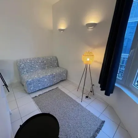 A 2 Minutes De Paris Charmant Studio